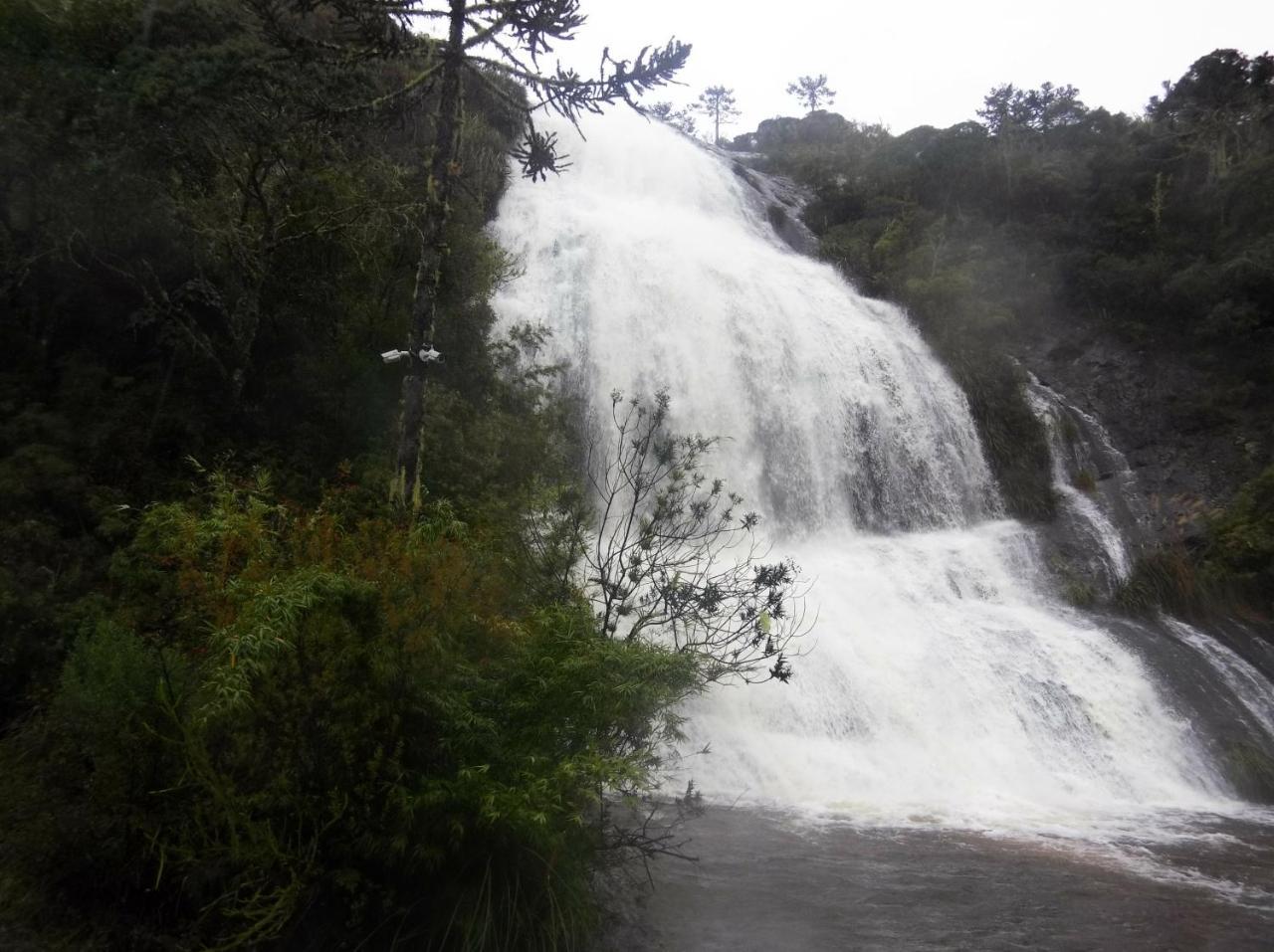 Pousada Cascata Veu De Noiva 乌鲁比西 外观 照片